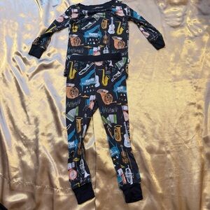 Little Sleepies Keys & Chords 2-Piece Long-Sleeve/Pants PJs 12-18 months ago